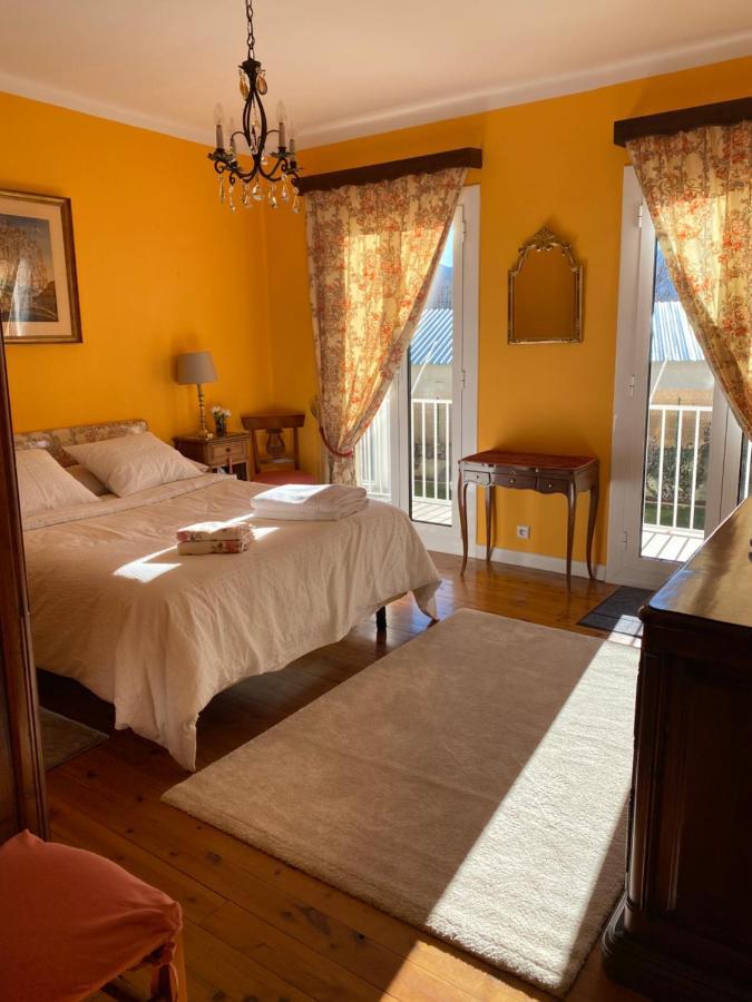 Chez Hélène, appartement charmant pour 4 personnes chiens bienvenus-perros bienvenidos Bourg-Madame Esterno foto