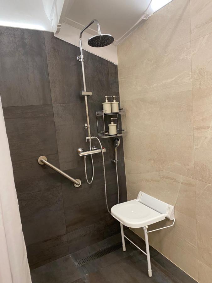 Chez Hélène, appartement charmant pour 4 personnes chiens bienvenus-perros bienvenidos Bourg-Madame Esterno foto